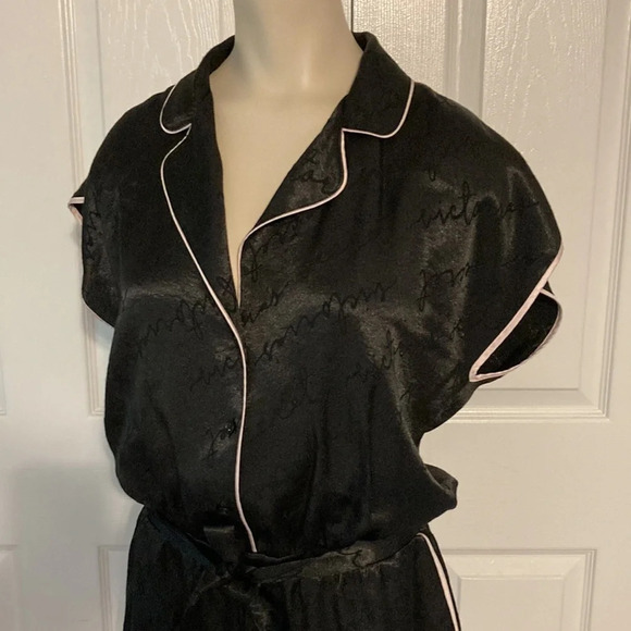 NWOT Victoria’s Secret Black Signature Sleep Romper S - Picture 2 of 16
